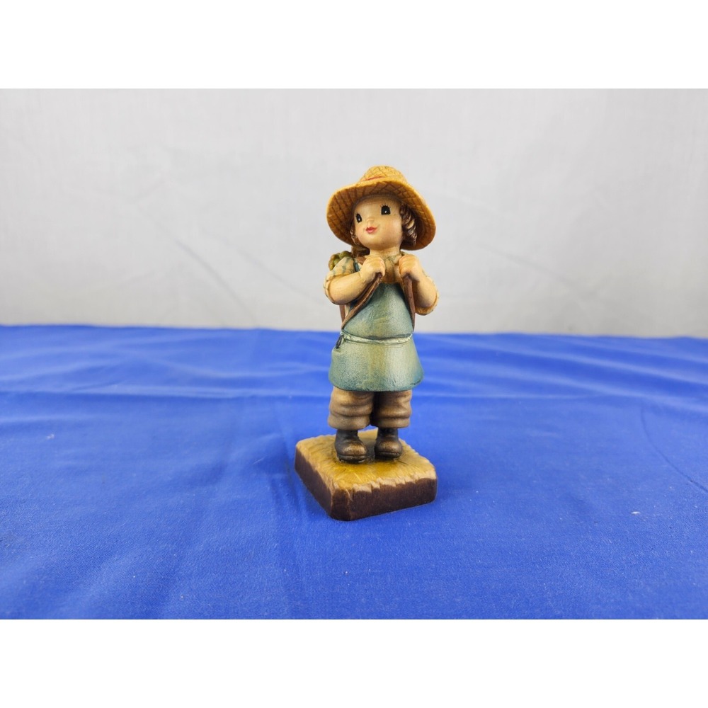 ANRI by Juan Ferrandiz "Harvest Time" 4.5"‎ Tall with Box